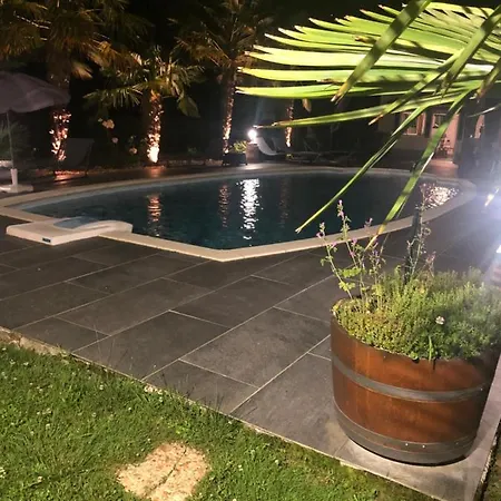 Villa Climatisee A Bergerac Avec Piscine * Bergerac